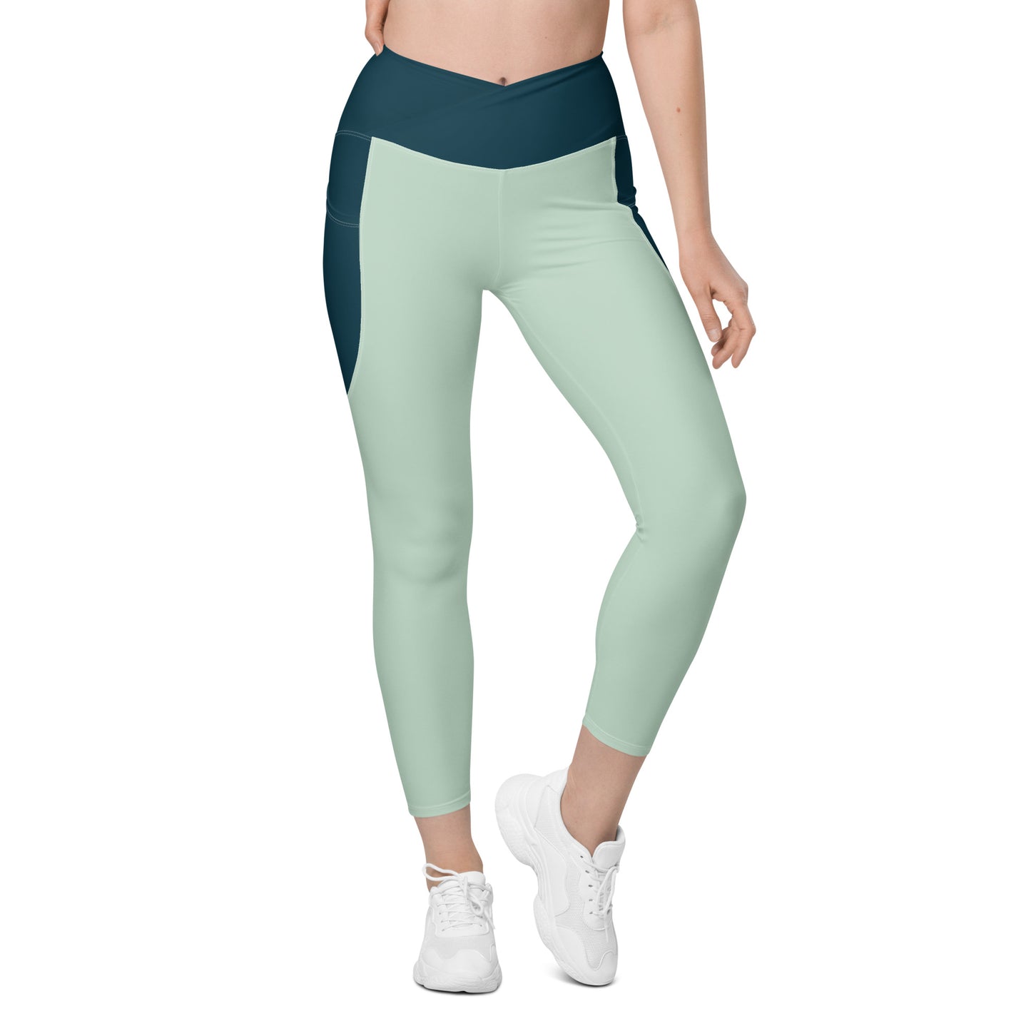 QueendomFit Crossover Leggings with Pockets