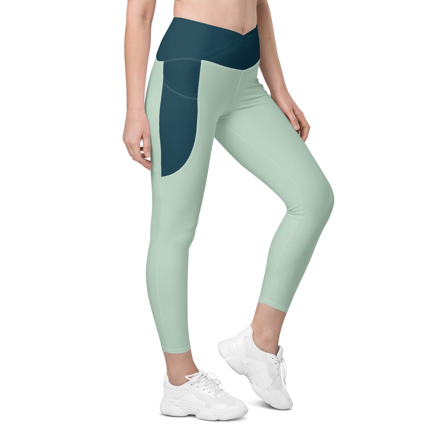 QueendomFit Crossover Leggings with Pockets