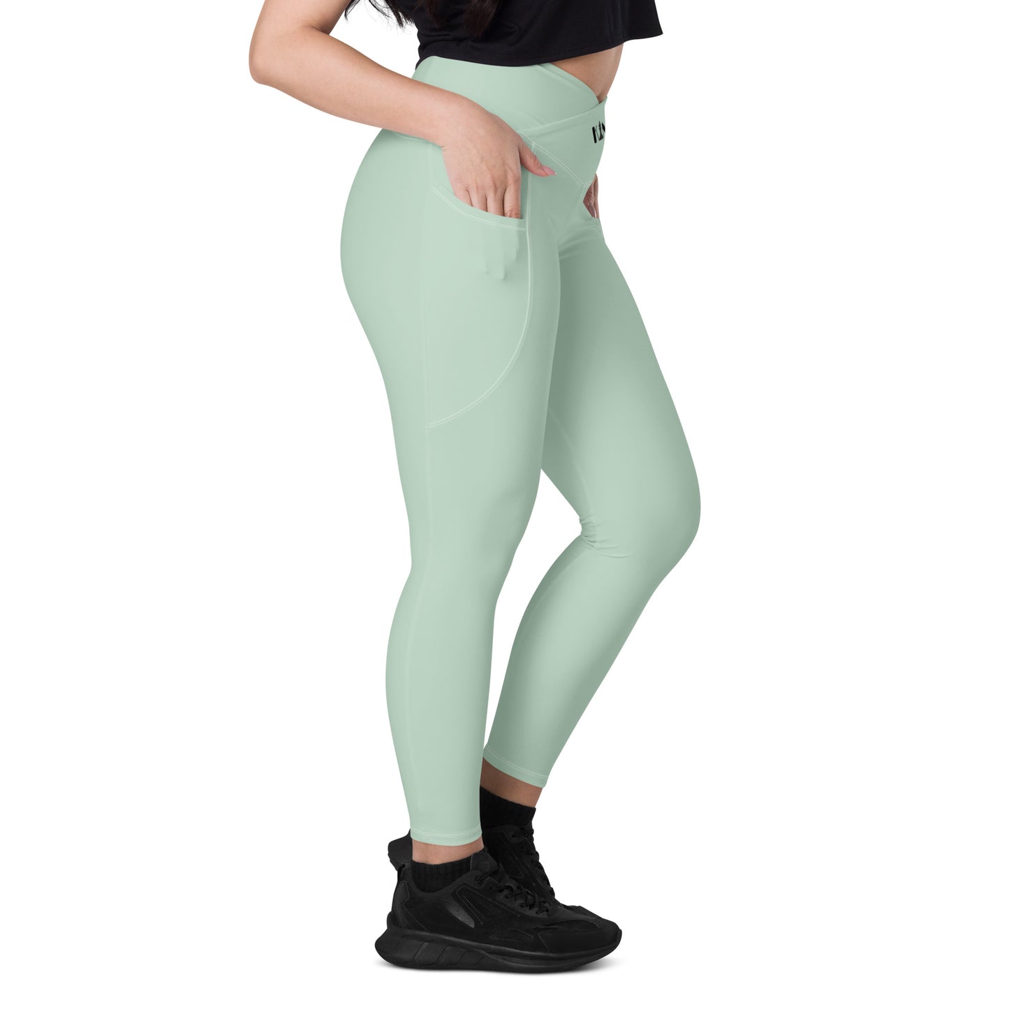 QueendomFit Crossover Leggings with Pockets